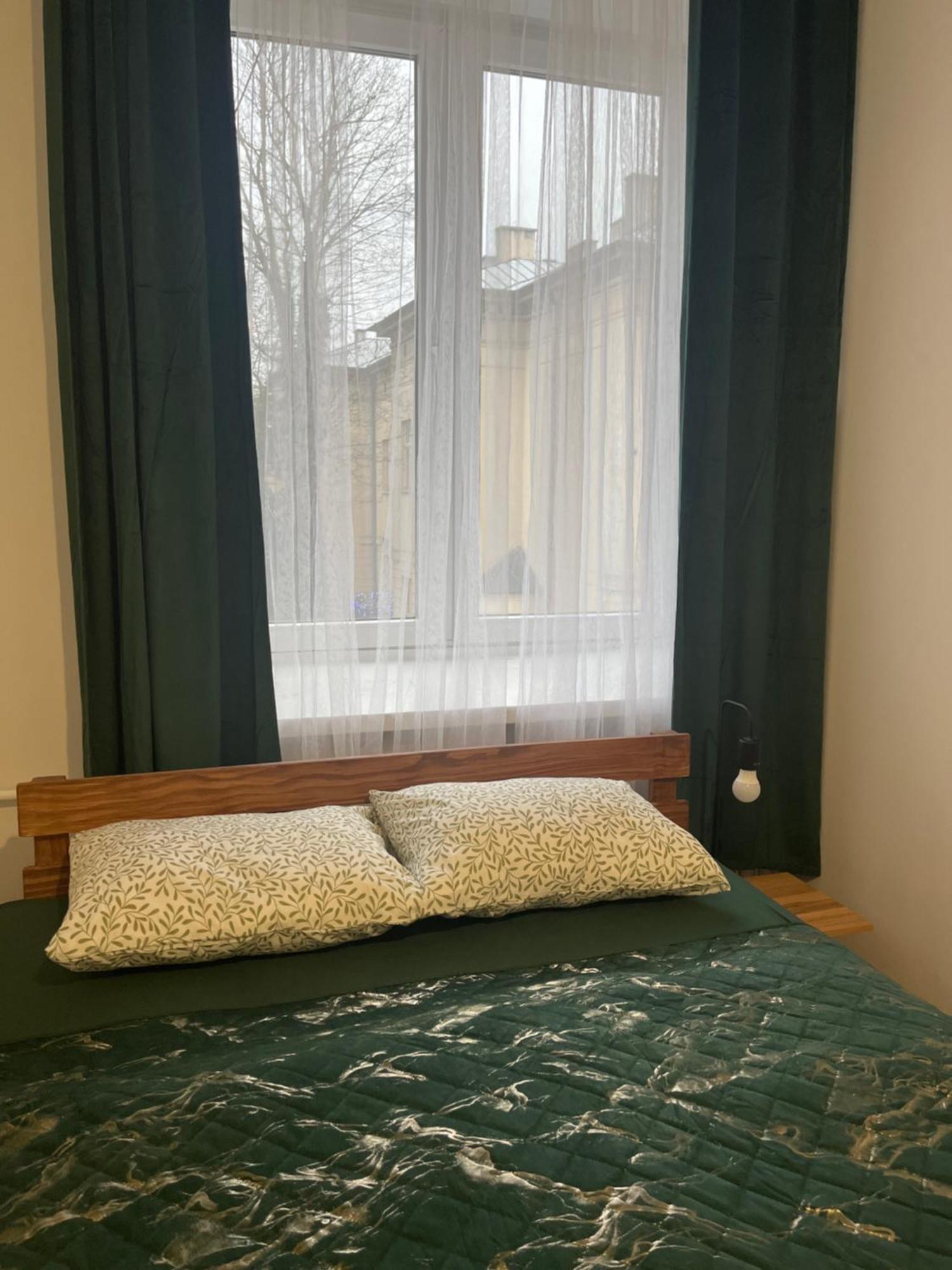 Private - Tom Hostel *